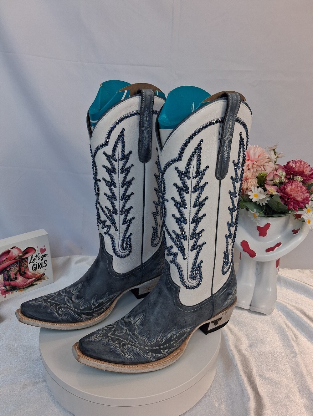 New LANE Lexington Cowgirl Boots W/ SWAROVSKI Crystals 7.5 - Picture 7 of 10